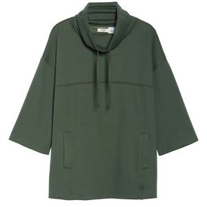 BNWT UGG Astrid Poncho